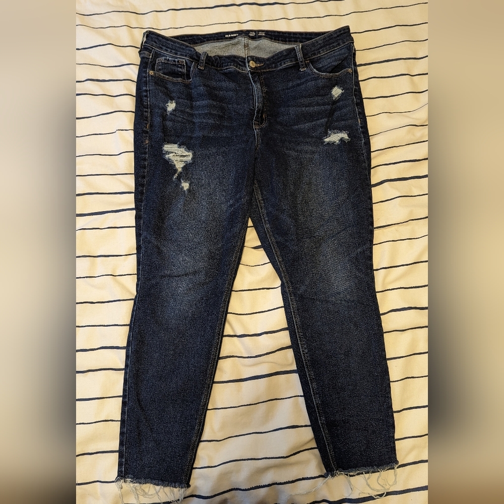 Old Navy Rockstar Super Skinny High Rise Distressed Jeans Size 18